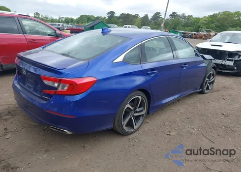 2018 Honda Accord Sport z USA, uszkodzony, nr VIN 1HGCV1F33JA105358